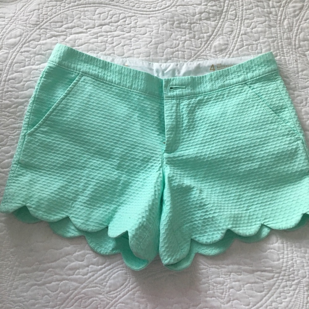 NWOT LILLY PULITZER shorts size 4